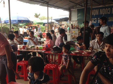 Nỗi lo mất vệ sinh an toàn thực phẩm tại Lễ hội đền Hùng 2016 ảnh 3