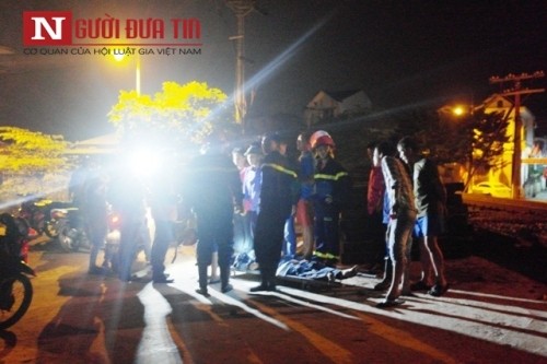 Xe đầu kéo lao xuống sông Hương, tài xế chết kẹt trong cabin ảnh 4