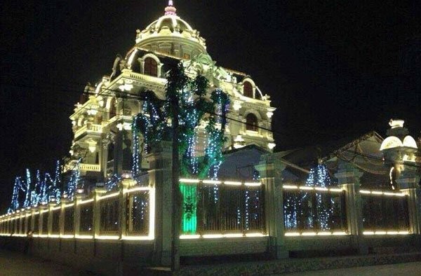 'Đám cưới 100 cây vàng' có Phan Đinh Tùng tham gia gây sốt ảnh 2