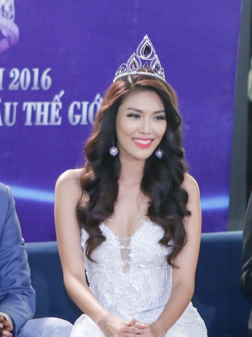 Vì sao Lan Khuê chưa nhận lời tham gia Hoa hậu Hòa bình Quốc tế? ảnh 7