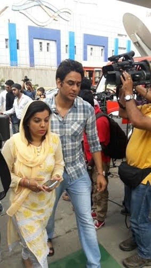 Lễ tưởng niệm trong nước mắt của 'Cô dâu 8 tuổi' Pratyusha ảnh 6