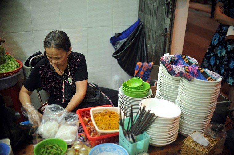 Hàng bún riêu là thanh xuân của một thế hệ người Đà Lạt ảnh 1