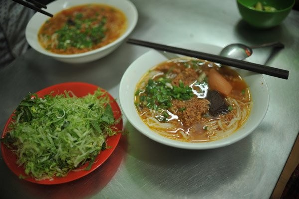Hàng bún riêu là thanh xuân của một thế hệ người Đà Lạt ảnh 2