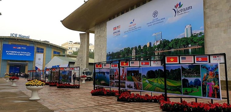 [Ảnh] Du lịch Việt Nam tặng phóng viên quốc tế dự thượng đỉnh Mỹ-Triều những món quà gì? ảnh 11