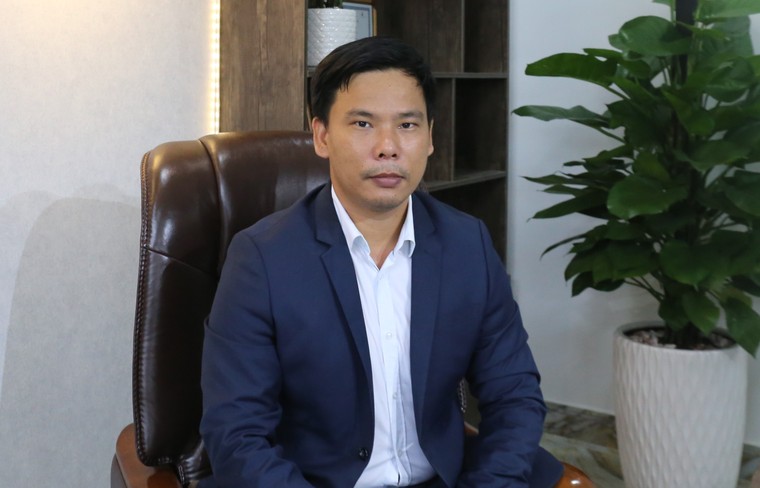 Nam phi công hành hung phụ nữ khi được nhắc đeo khẩu trang vẫn chưa bị xử lý ảnh 2