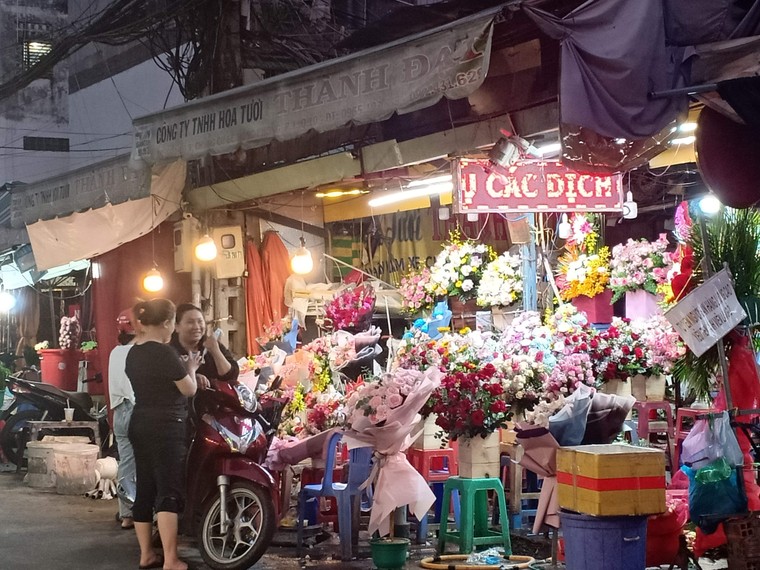 7 ngày, 7 chợ, 7 niềm tâm tư cuối năm của tiểu thương (P2) ảnh 3