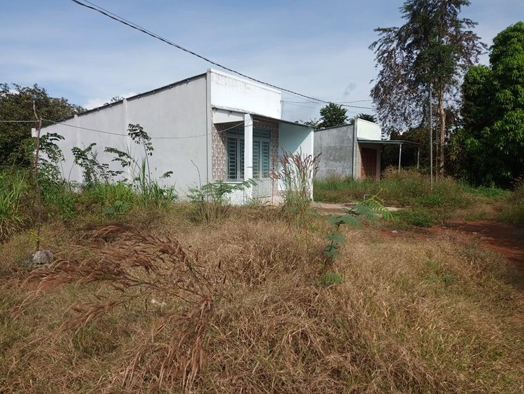 Lộ diện đường dây lừa đảo phân lô bán đất và làm sổ đỏ giả - Bài 3: Những khoản chi bí ẩn ảnh 4