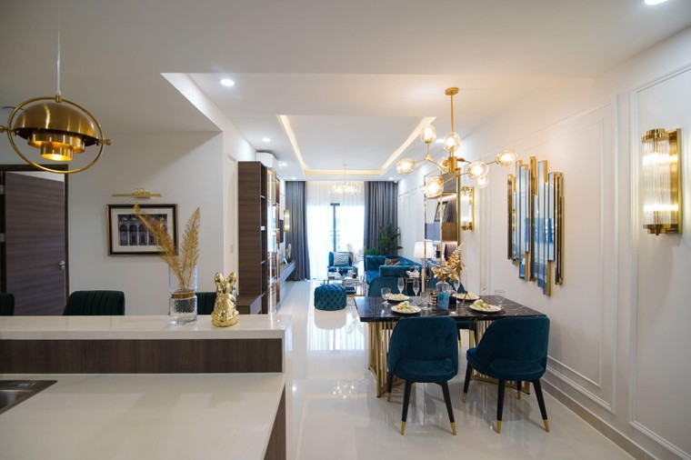 Hơn 1.000 khách hàng tham dự khai trương Phòng Kinh doanh và căn hộ mẫu Bien Hoa Universe Complex ảnh 3