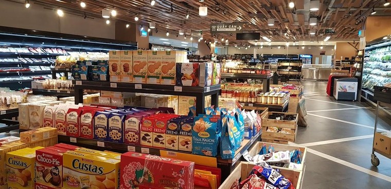 TP.HCM: Thị trường hàng hoá Tết Nguyên đán 2021 và nỗi lo tiêu thụ ảnh 1