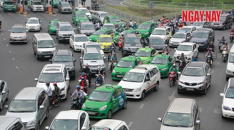 Hàng ngàn tỷ đồng bảo hiểm ô tô, xe máy đi đâu? - “Như bỏ tiền mua giấy!” ảnh 2