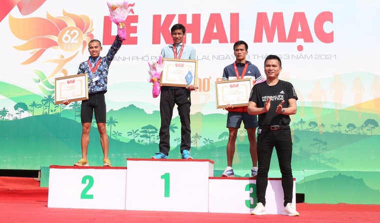 Herbalife Việt Nam đồng hành cùng Tiền Phong Marathon 2021 ảnh 1