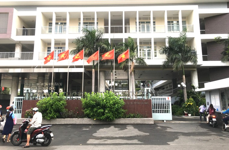 Vụ tra tấn tại trường THCS Nguyễn Văn Tố: Gia đình hai nạn nhân nói gì? ảnh 1