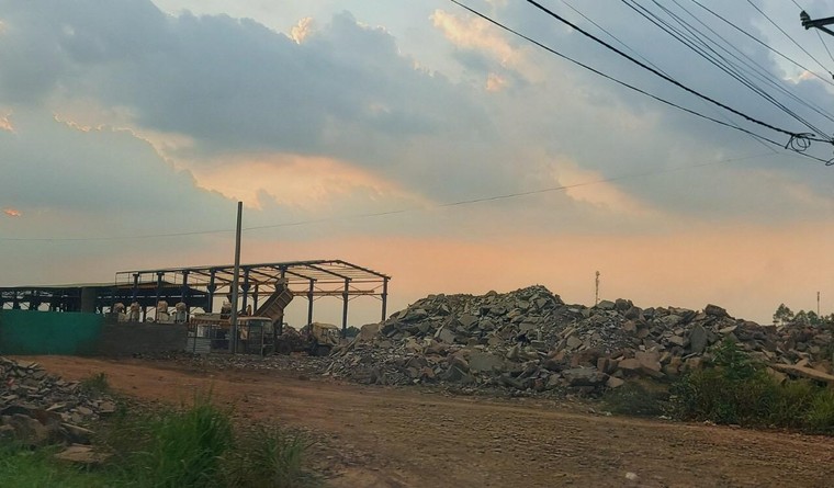 Khai thác đá mồ côi ở Đồng Nai - Bài 2: Người dân kêu cứu ảnh 1