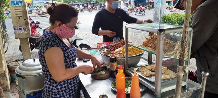 Sài Gòn những ngày 'Chỉ bán mang đi' ảnh 6