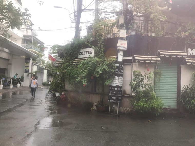 Sài Gòn những ngày 'Chỉ bán mang đi' ảnh 11