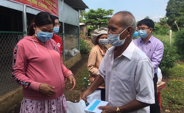 Vụ Xóm người Chơ ro bị tấn công: Ban Dân tộc tỉnh Đồng Nai vào cuộc hỗ trợ đồng bào ảnh 1