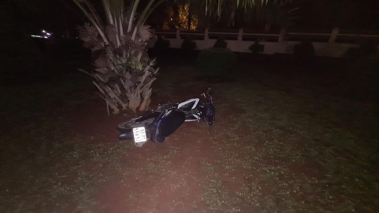 Đồng Nai: Thi công như “giăng bẫy”, Cầu vượt Dầu Giây lại xảy ra tai nạn giao thông ảnh 1