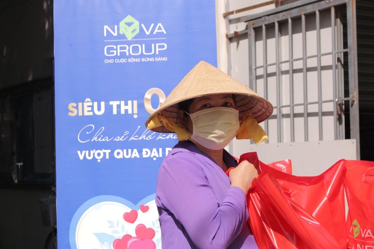 “Siêu thị 0 đồng” – Chia sẻ khó khăn, vượt qua đại dịch ảnh 4