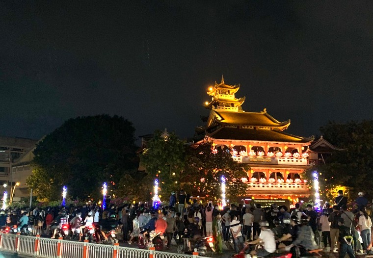 Những hình ảnh xúc động tại Lễ tưởng niệm nạn nhân mất vì COVID-19 ảnh 11