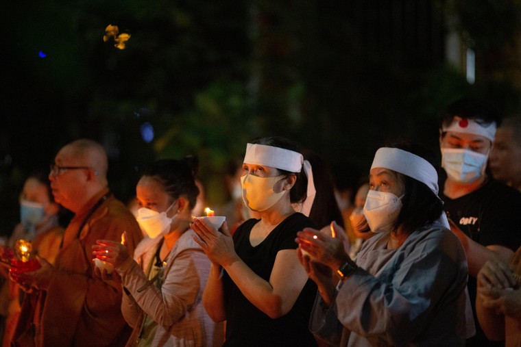 Những hình ảnh xúc động tại Lễ tưởng niệm nạn nhân mất vì COVID-19 ảnh 14