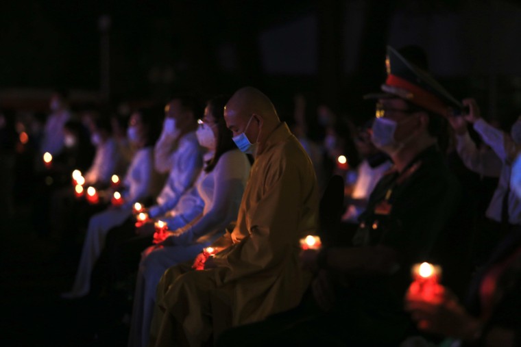 Những hình ảnh xúc động tại Lễ tưởng niệm nạn nhân mất vì COVID-19 ảnh 5