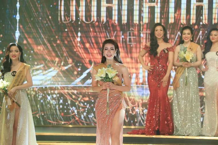 Doanh nhân Đào Ái Nhi đăng quang Hoa hậu Doanh nhân Việt Nam 2021 ảnh 20