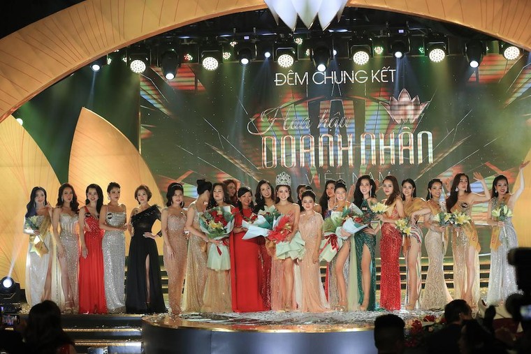 Doanh nhân Đào Ái Nhi đăng quang Hoa hậu Doanh nhân Việt Nam 2021 ảnh 4