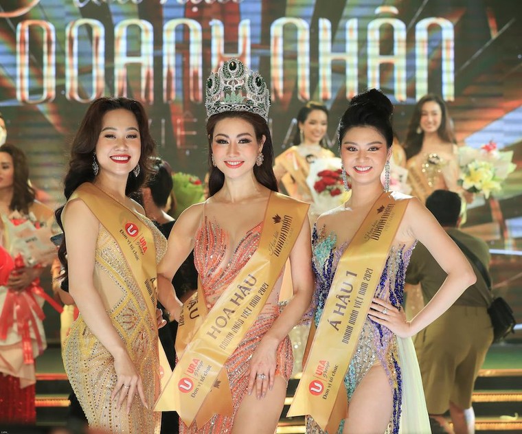 Doanh nhân Đào Ái Nhi đăng quang Hoa hậu Doanh nhân Việt Nam 2021 ảnh 3
