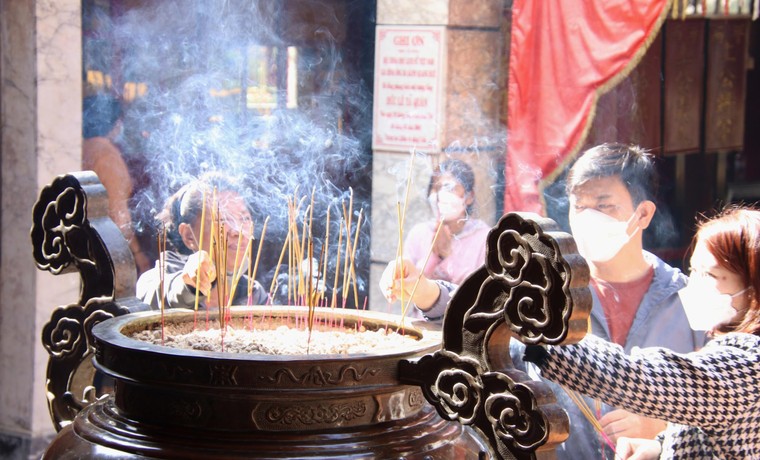 Khoảng 50 ngàn lượt người viếng Lăng Tả quân Lê Văn Duyệt dịp đầu năm Nhâm Dần ảnh 4