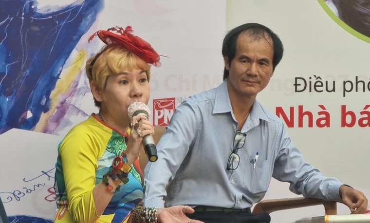 Nhà báo Nguyễn Hồng Lam ra mắt sách ‘Bản tình ca khúc khuỷu’ ảnh 8