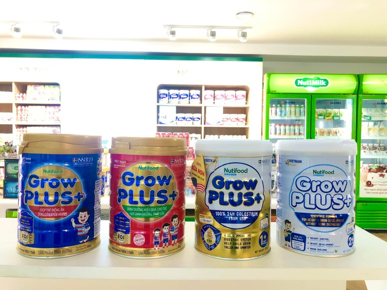 Hàng ngàn phụ huynh hạnh phúc nhận học bổng Nutifood GrowPLUS+ cho con ảnh 4