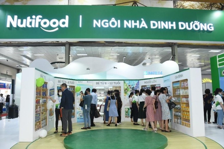 Từng khách hàng đón nhận giải pháp dinh dưỡng từ ngôi nhà Dinh dưỡng Nutifood ảnh 3