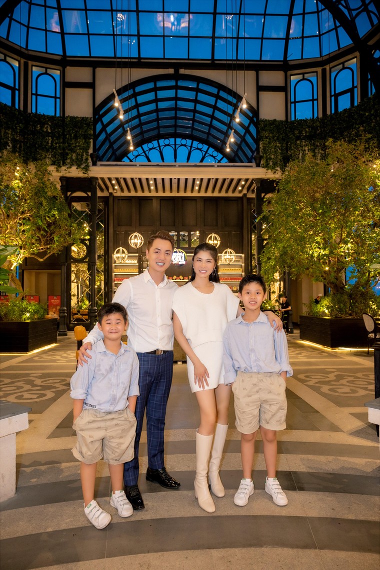 Cùng lắng nghe những trải nghiệm của sao Việt tại Aqua City ảnh 2