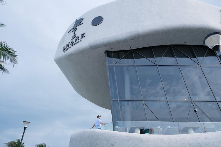 Đồng hành cùng Tô Đi Đâu và Lý Thành Cơ khám phá cung đường Hồ Tràm - Phan Thiết ảnh 2