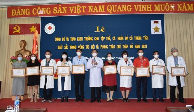 Hội Chữ thập đỏ Bệnh viện Nhân dân 115 tóm tắt hoạt động trong năm 2021 và 06 tháng đầu năm 2022 ảnh 2