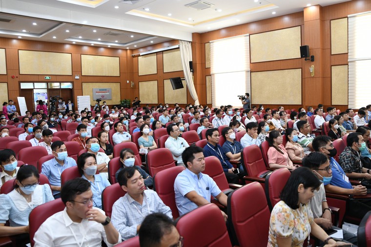 Chỉ vài giờ sau đột quỵ, một cô gái trẻ có thể trở thành bà lão nếu không được can thiệp kịp thời. ảnh 1