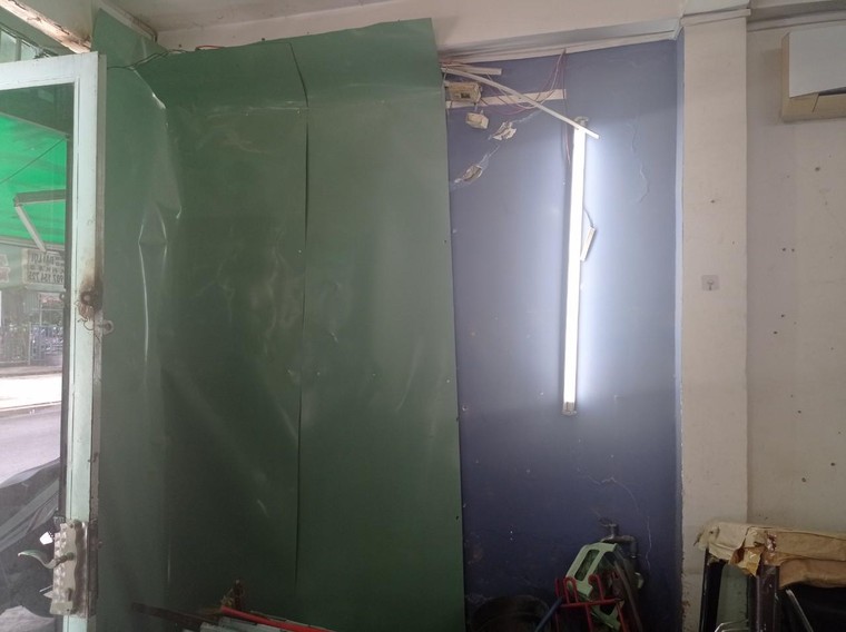 TPHCM: Cán bộ ở đâu khi người dân sống trong những căn nhà chờ sập? ảnh 4