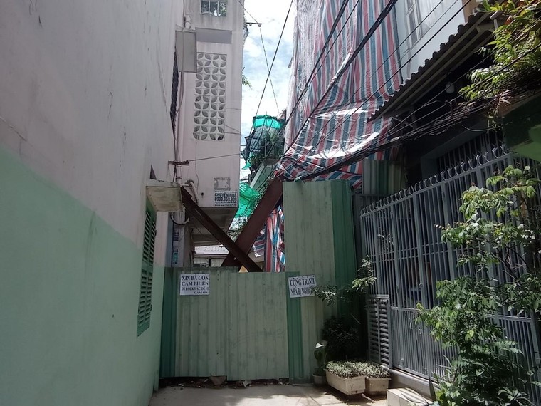 TPHCM: Cán bộ ở đâu khi người dân sống trong những căn nhà chờ sập? ảnh 5