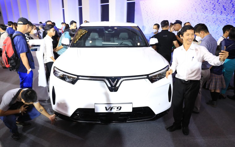 Cộng đồng Vinfast toàn cầu “bùng nổ” cảm xúc trong đêm kết nối ở TP.HCM ảnh 2