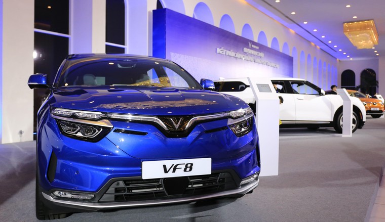 Cộng đồng Vinfast toàn cầu “bùng nổ” cảm xúc trong đêm kết nối ở TP.HCM ảnh 7