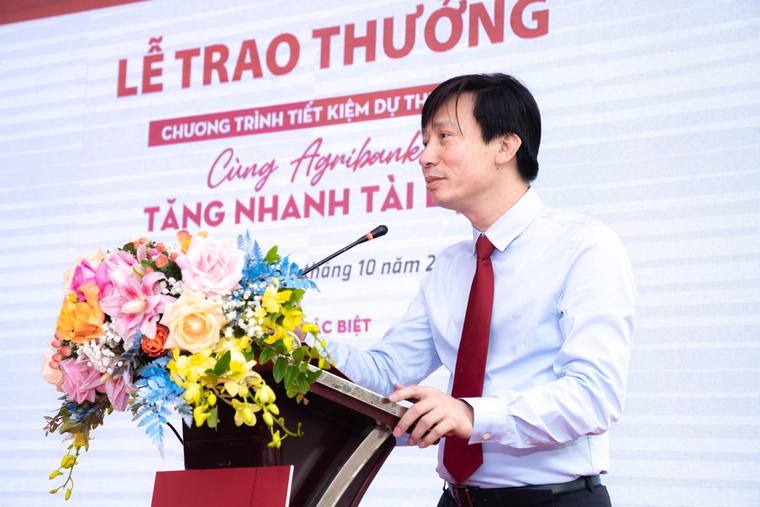 Khách hàng may mắn nhận giải đặc biệt chương trình “Cùng Agribank – Tăng nhanh Tài Lộc” ảnh 2