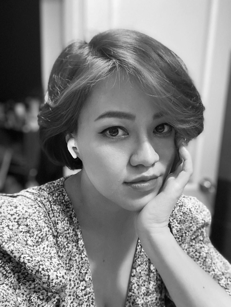 Không làm thơ thì "làm… màu" ảnh 1