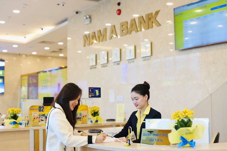 ĐHĐCĐ thường niên 2023: Nam A Bank niêm yết trên sàn HNX hoặc HOSE và mở rộng CN tại nước ngoài ảnh 2