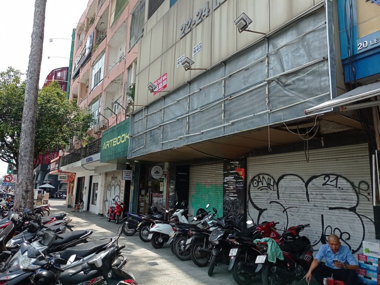 Chùm ảnh: Đìu hiu nhà mặt phố cho thuê ở quận trung tâm ảnh 10