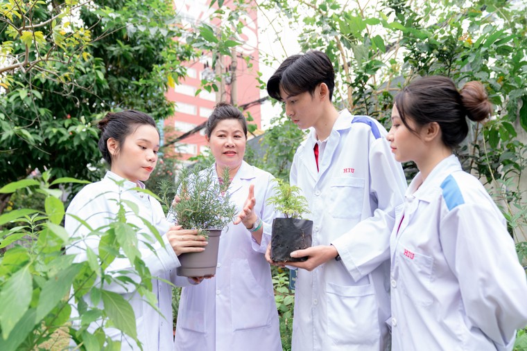  Trường đại học Quốc tế Hồng Bàng giảm học phí để hỗ trợ tân sinh viên ảnh 3