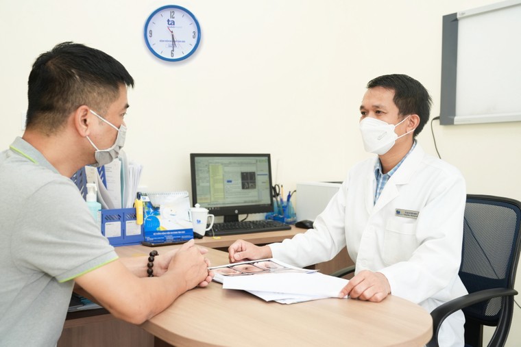 Đau tức hạ sườn đi khám phát hiện ung thư gan giai đoạn cuối ảnh 2