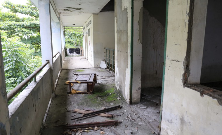 TP.HCM: Nhiều nơi thiếu lớp, ngôi trường 20 tỷ đồng bỏ hoang suốt 15 năm ảnh 5