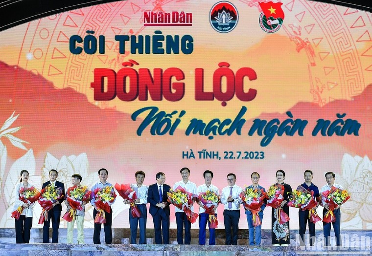 Nam A Bank triển khai nhiều hoạt động nhân kỷ niệm ngày Thương binh- Liệt sĩ ảnh 2