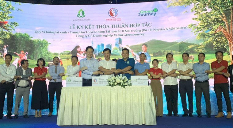 Vingroup trồng 30.000 cây rừng ở Khu dự trữ sinh quyển thế giới đầu tiên tại Việt Nam ảnh 2