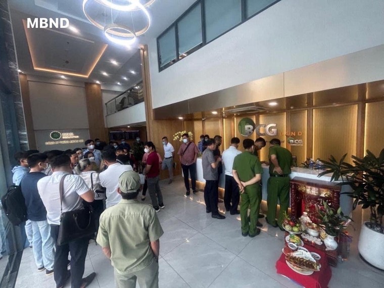 Dự án King Crown Infinity: Chủ đầu tư chậm tiến độ, còn đổ lỗi cho khách hàng? ảnh 2